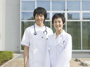 イギリス留学手続きの代行を行う株式会社こちら